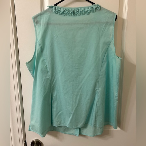 Talbots Green Button Down Blouse with Ruffled Bib Collar - Picture 4 of 6